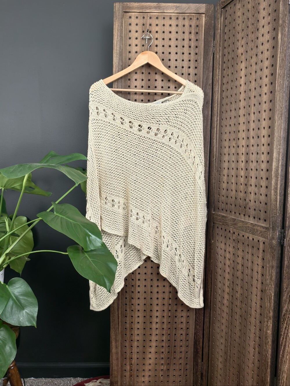 Vintage Chico's Beige Crochet Loose Weave Poncho Shawl